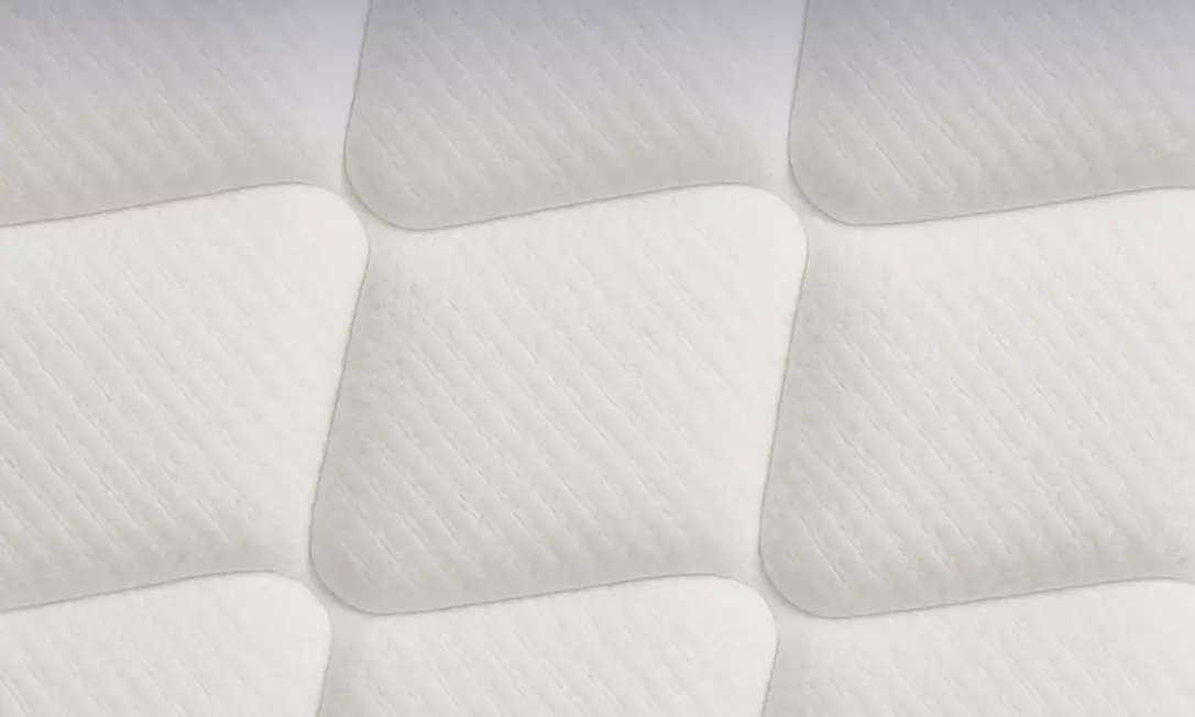 Materasso a molle insacchettate e memory foam