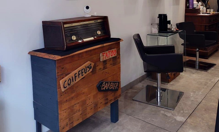 Image 4: Forfait coupe et soin ou lissage brésilien au Salon 49 th avenue