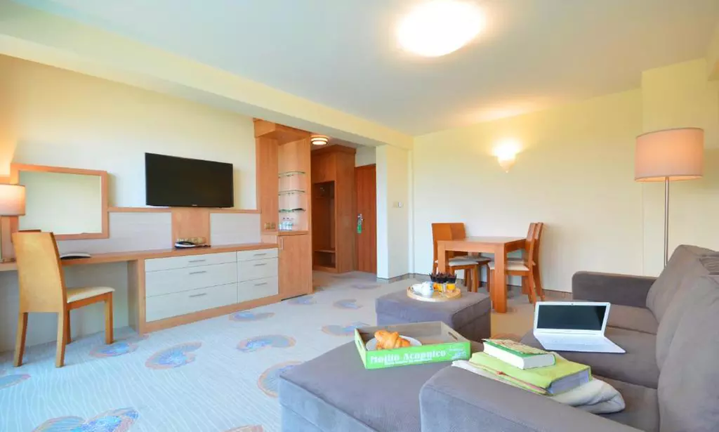 Kołobrzeg: pokój double ze śniadaniami i sauną