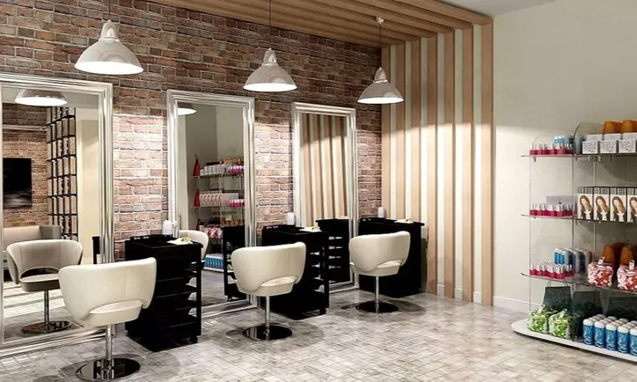 Sesión de peluquería con corte de pelo y alisado de queratina en Peyna2 (hasta 43% de descuento) - Primary Image