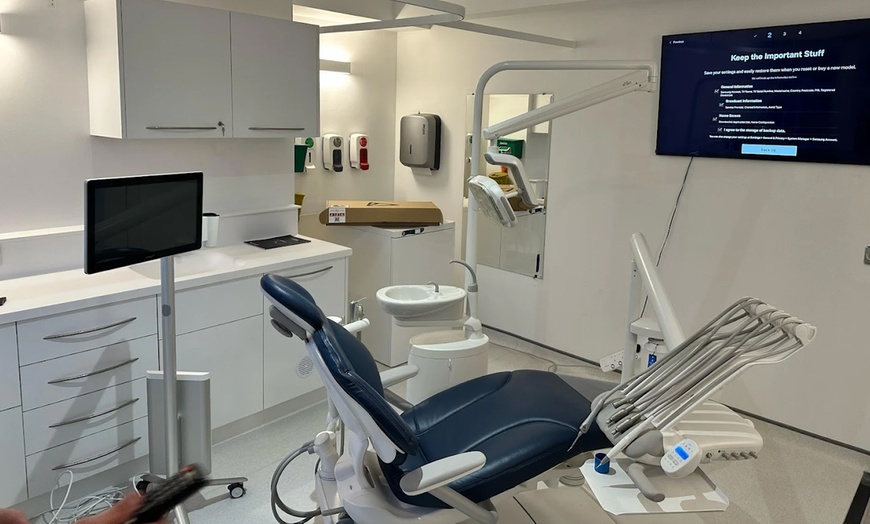 Image 3: Dental Check-Up + Hygienist Treatment, X-Ray & Home Teeth Whitening