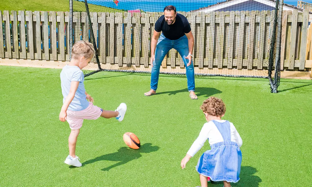 Woolacombe: Caravan Stay for 4 or 6 Adults and 2 Children