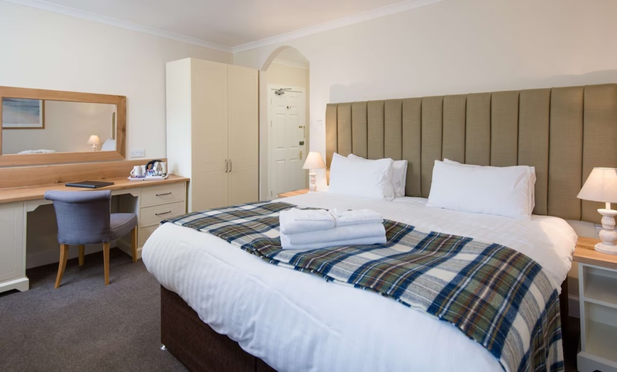 Image 15: Argyll and Bute: Standard Double Room with Breakfast