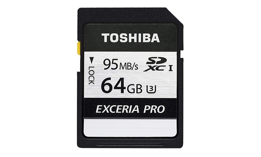 Image 10: Carte SD Toshiba Exceria  
