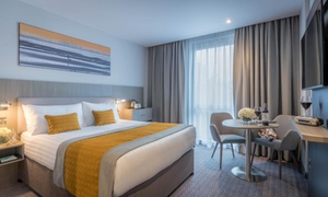 Price Drop - Belfast: 4* Deluxe Room with Breakfast