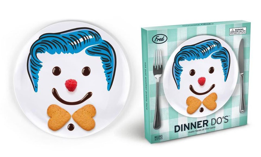 Image 8: Children's Dinner Plates Set