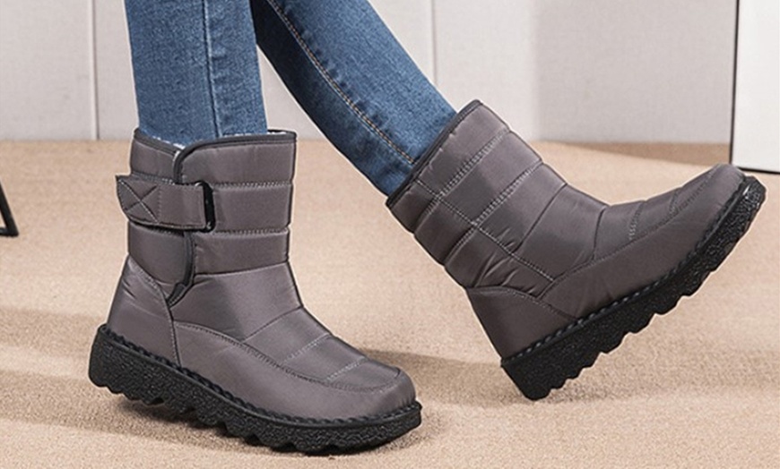 Image 4: Women's Waterproof Comfortable Boot