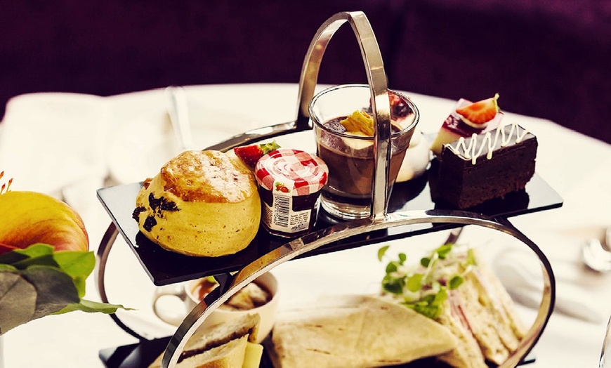 Image 8: Treat Yourself to a Day of Indulgence at Manchester Piccadilly Hotel