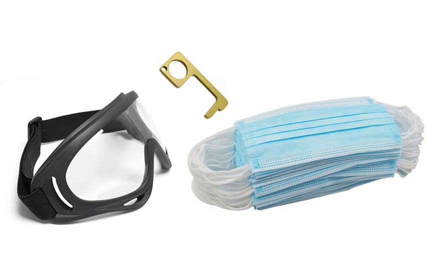 Image 24: Disposable Face Mask and Goggles