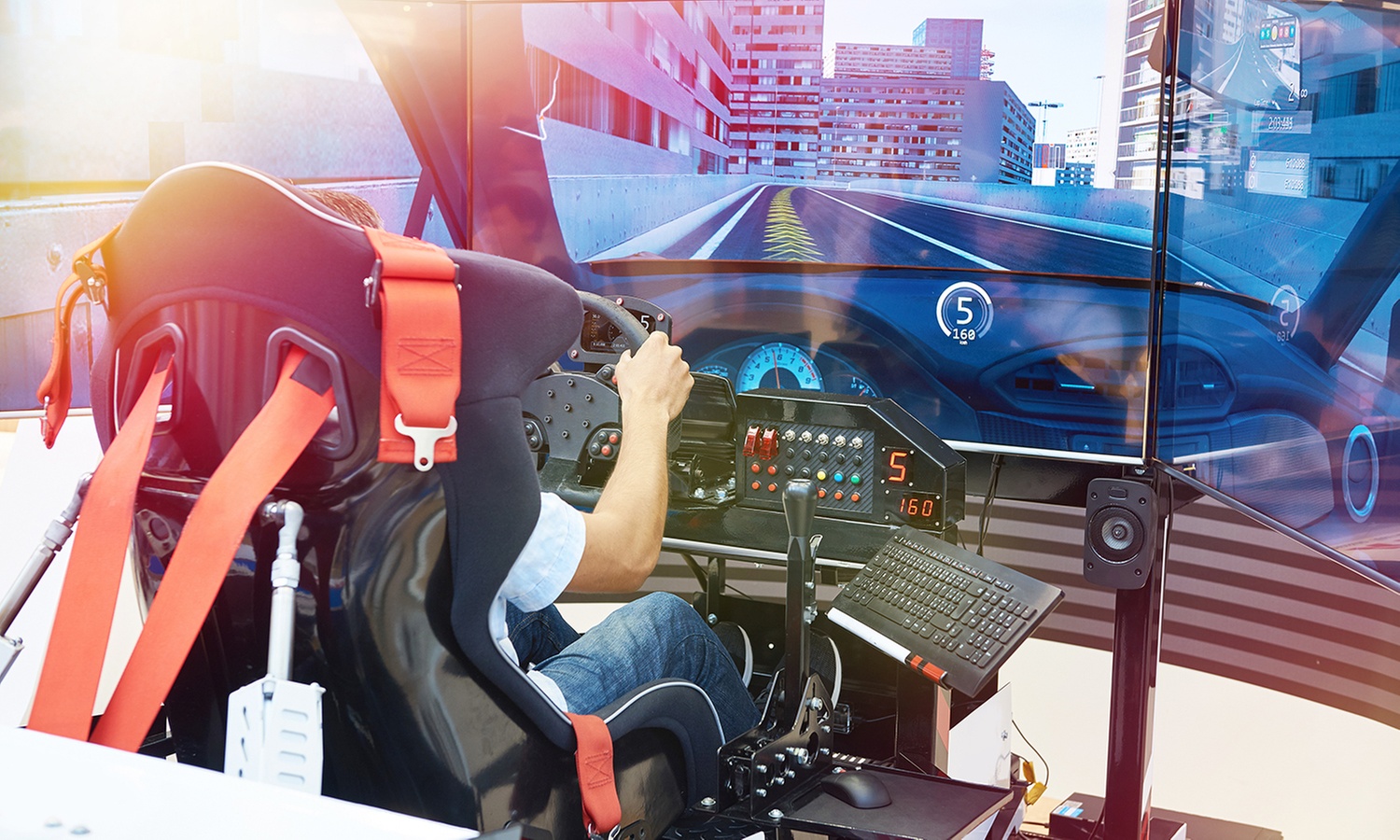 Arcade Thrills: VR, Esports, Ping Pong & Flight Sim Fun