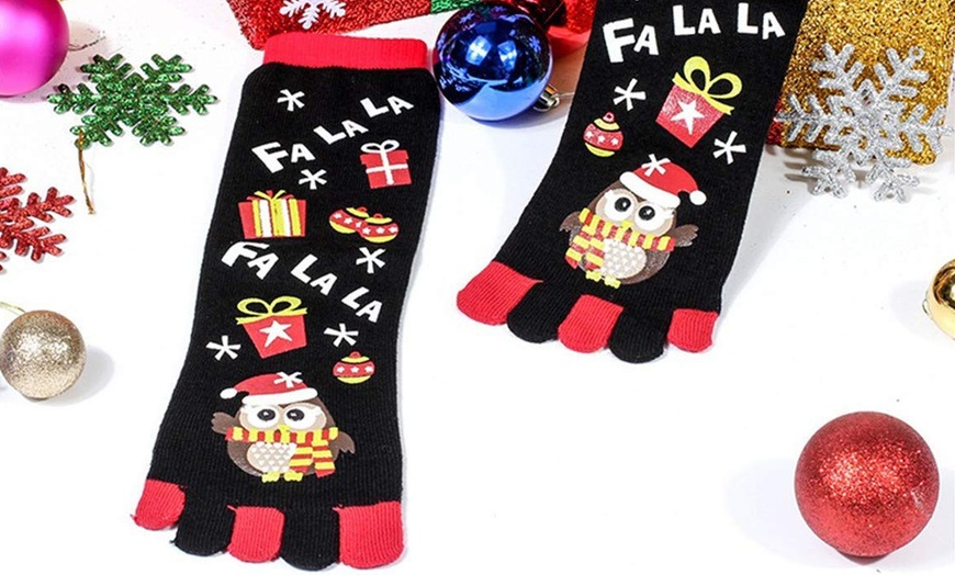 Image 8: Women's Christmas Cotton Socks