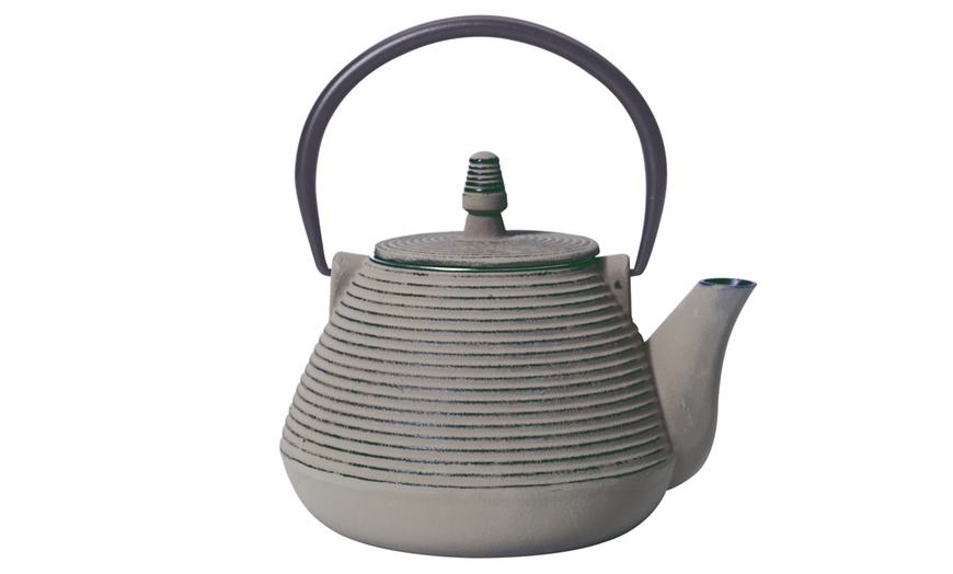 Image 2: Japanese Teapot