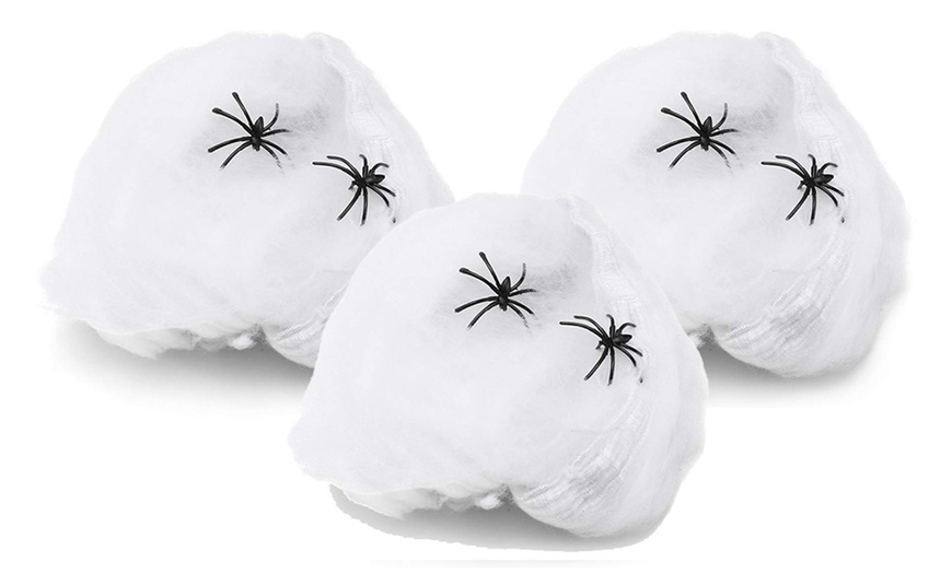 Image 9: Halloween Spider Webs with 10 Mini Spiders