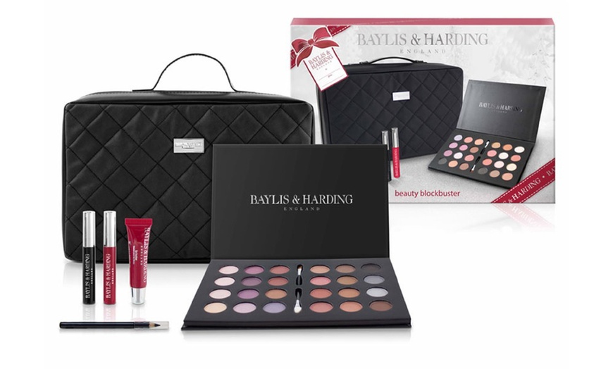 Image 1: Baylis and Harding Beauty Box