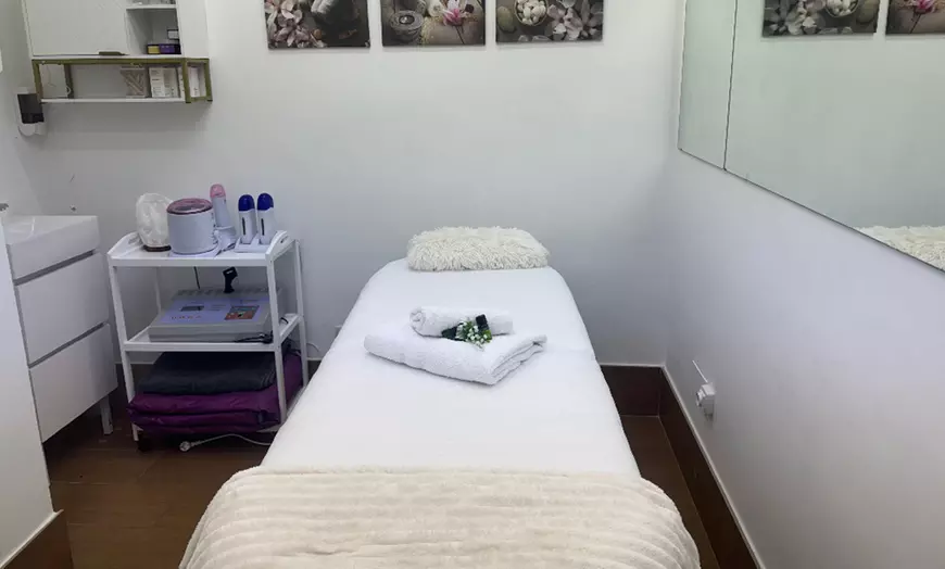 Image 2: 2 o 4 sesiones de 1 hora de maderoterapia corporal para 1 persona