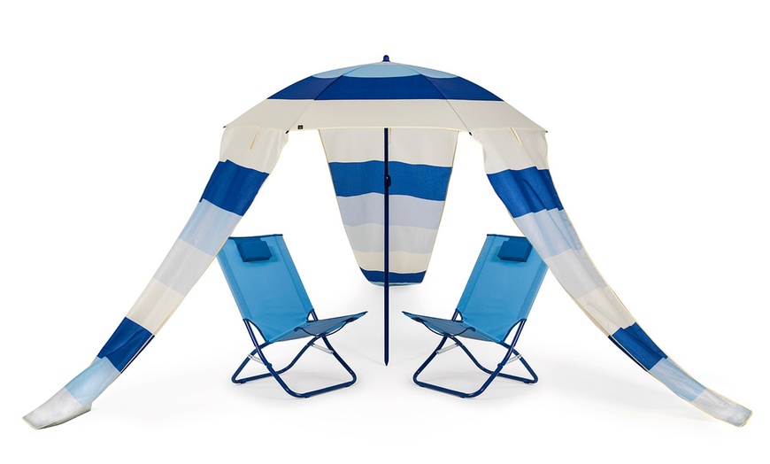 Image 2: Umbrella and Chairs Beach Set