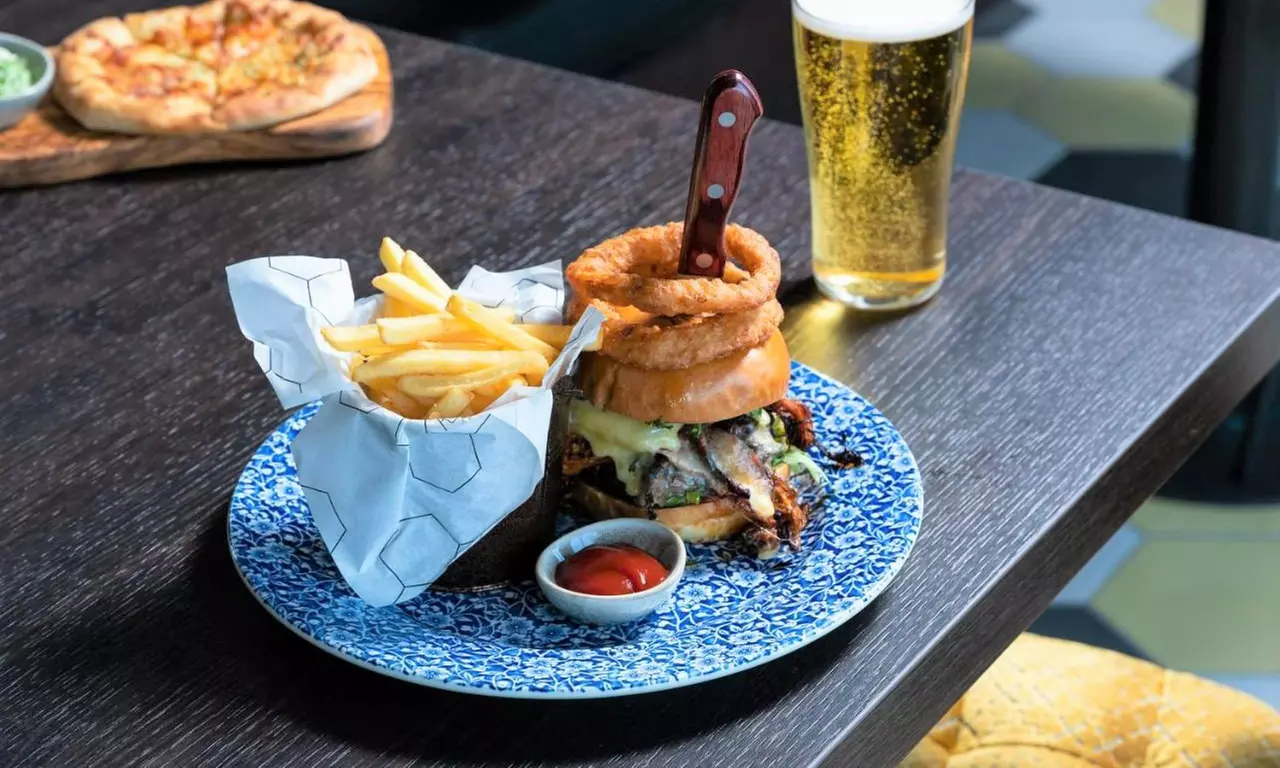 Somerset: Standard Double Room with En Suite and Breakfast