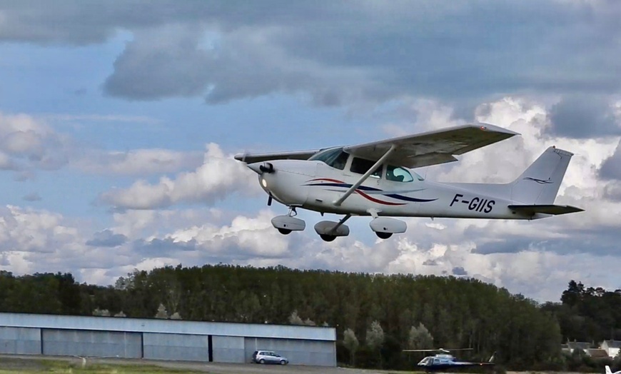 Image 7: Vol aux commandes d'un Cessna 152 ou 172 avec AIR LOISIRS