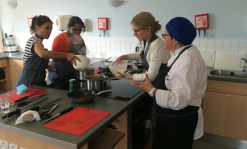 Image 7: Billingsgate Cookery School