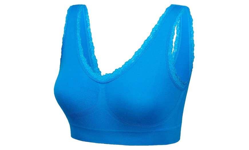 Image 11: Women's Seamless Bras
