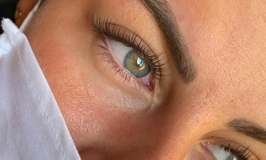 Image 4: Ausdrucksstarke Augen: Wimpernverlängerung für 1 Person