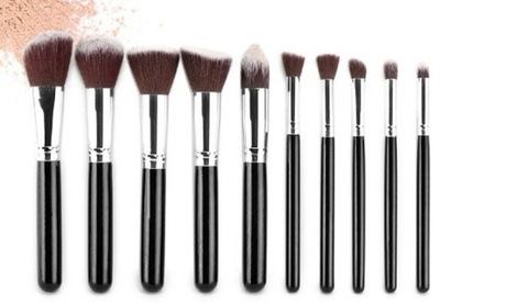 Fino a 30 pennelli per make up