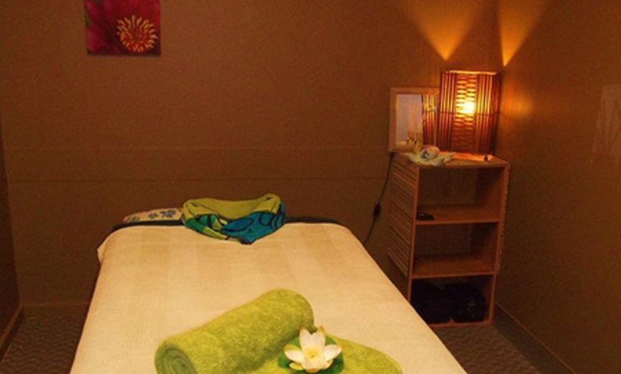 Image 3: Authentic 60 or 90- Minute Thai Massage Experience in Brisbane 