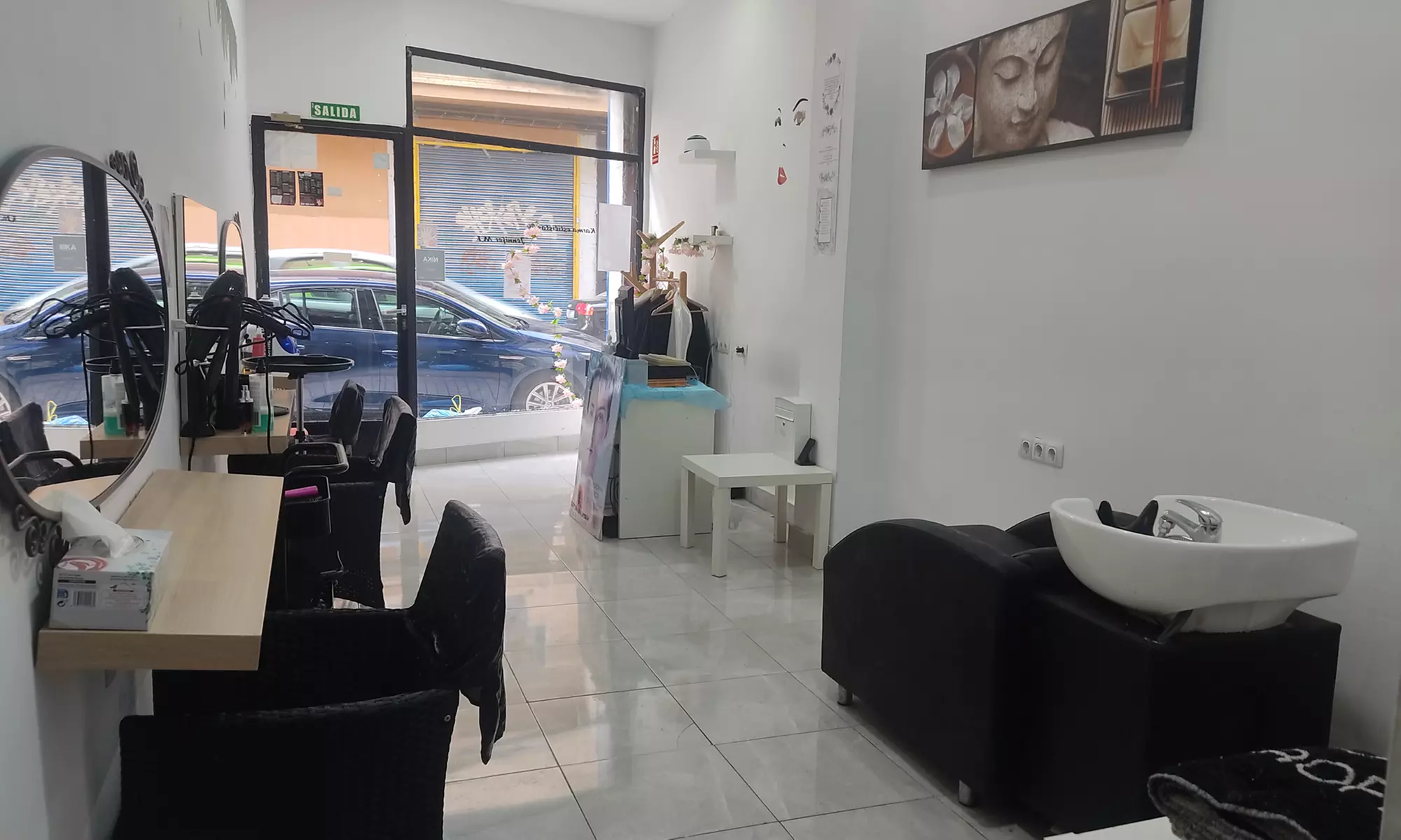 Sesión de peluquería con corte