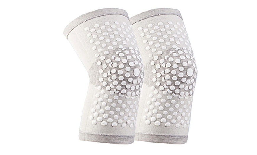 Image 3: Pair of Compression Self-Heating Knee Warmers