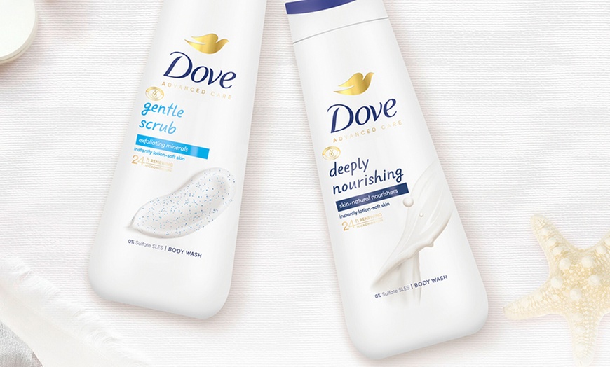 Image 7: Dove Nourish Body Wash Two-Piece Gift Set for Her with Shower Puff