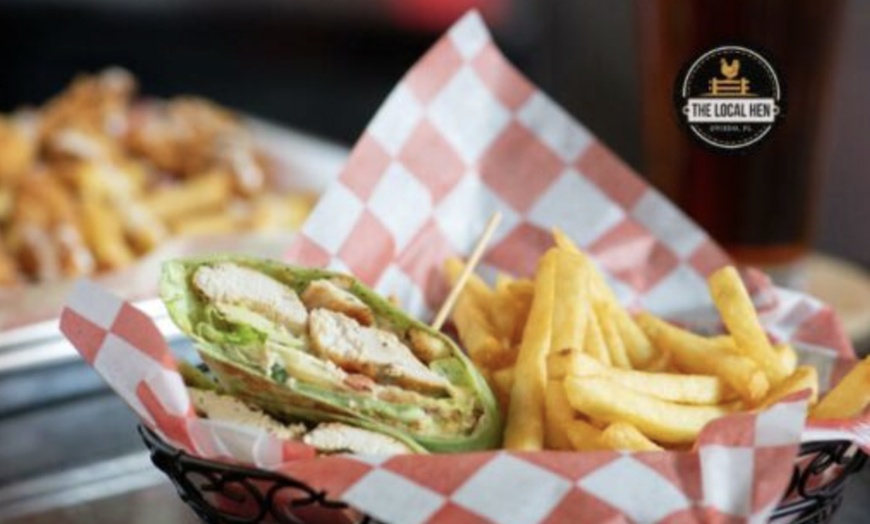 Image 18: Savor 10 or 20 Wings, 1 or 2 Entree, and Drinks!