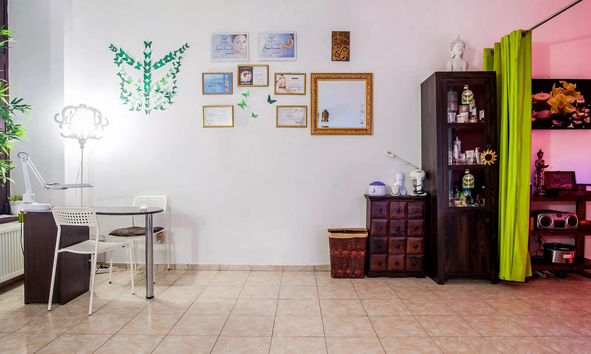 Masaż relaksacyjny z maską algową lub peeling całego ciała z masażem