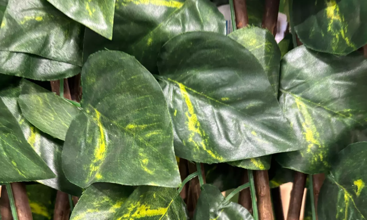 Traliccio estensibile per piante in pvc tinta unita