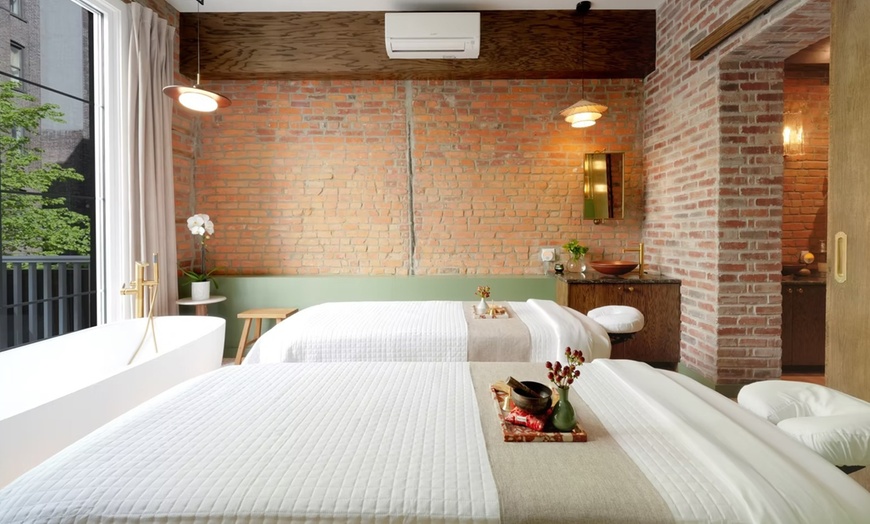 Image 5: Rejuvenating Holistic, Swedish, or Deep Tissue Massage