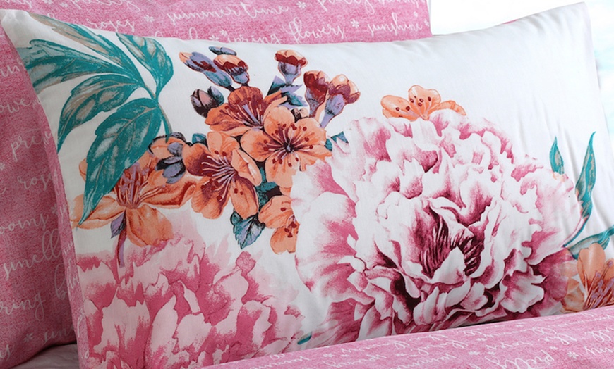 Image 2: Pieridae Reversible Duvet Set