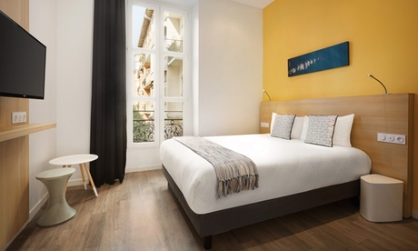 Chambre double Deluxe avec petit-déjeuner pour 2 personnes à l'hôtel Byakko Nice by Wyndham