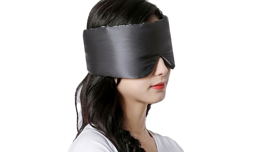 Image 13: Face-Hugging Padded Sleeping Eye Mask