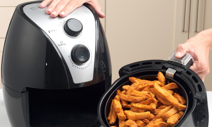 Image 2: Salter Healthy Cooking Air Fryer