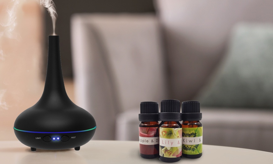 Image 12: Aroma Diffuser with Essential Oil