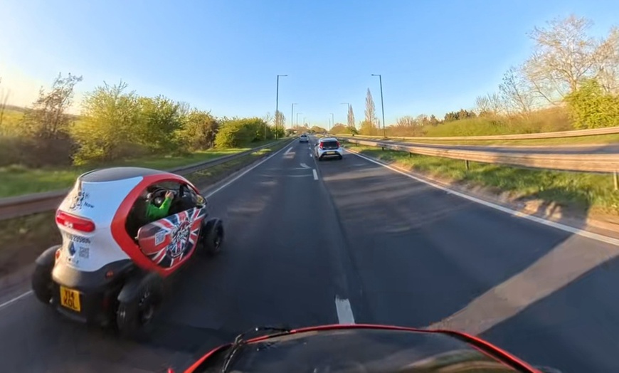 Image 9: Discover Windsor's Sights: Guided Tour Kart Driving for Two or Four!