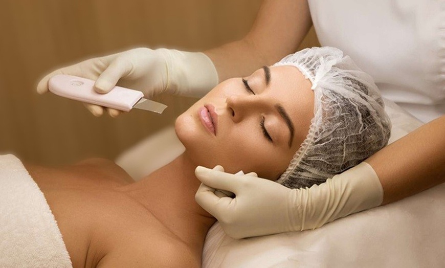 Image 5: Hasta 66% de dto. en Tratamiento facial en Yas to Beauty