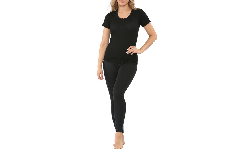 Image 6: Kruze Women Short Sleeve Thermal Set 