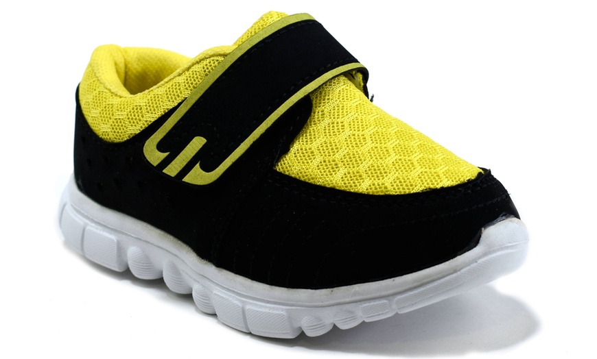 Image 9: Kids' Hook-and-Loop Trainers