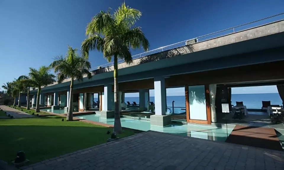 Circuito Thalasso y piscina privada con vistas al mar para 2 personas