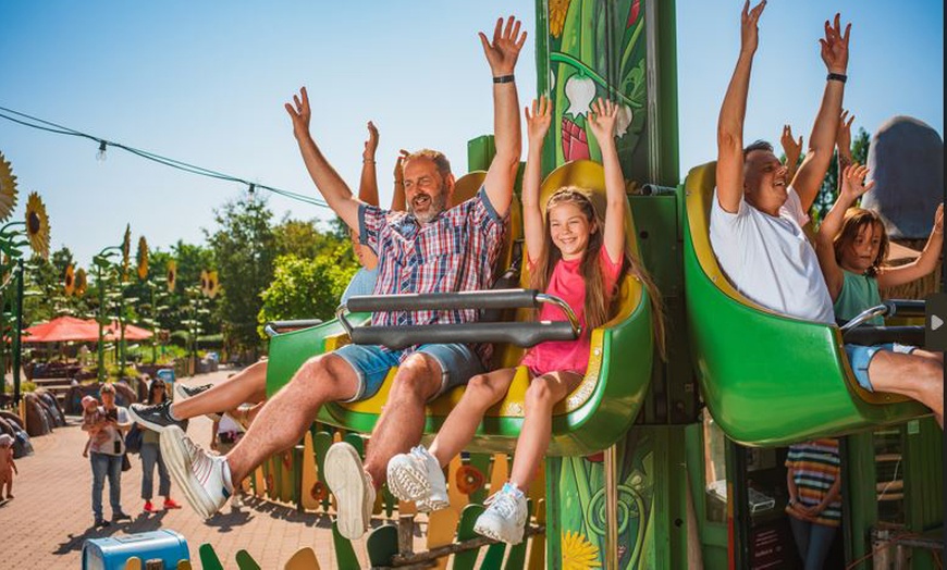 Image 6: Erlebe puren Nervenkitzel: Tagestickets für den Holiday Park Germany!