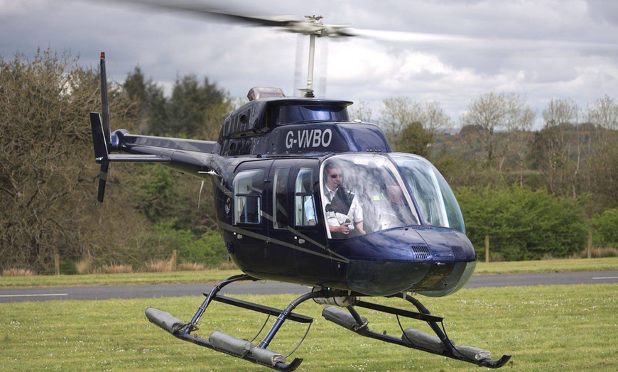 Image 5: Helicopter Flight with Bubbly