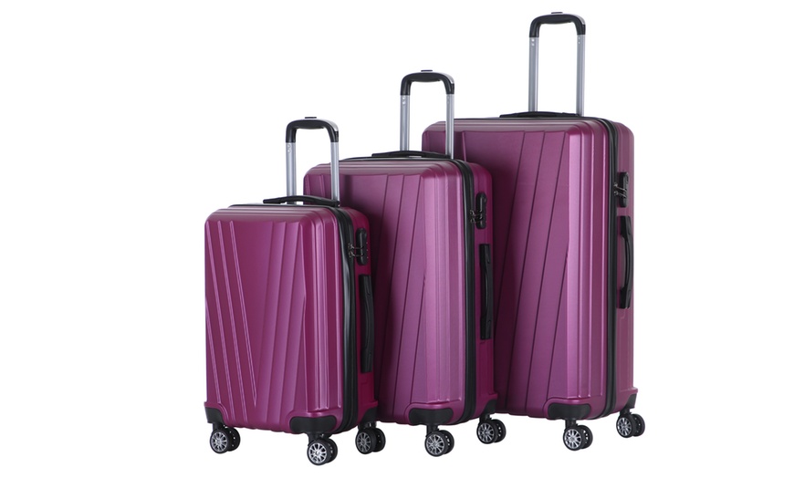 Image 17: Three-Piece Luggage Set