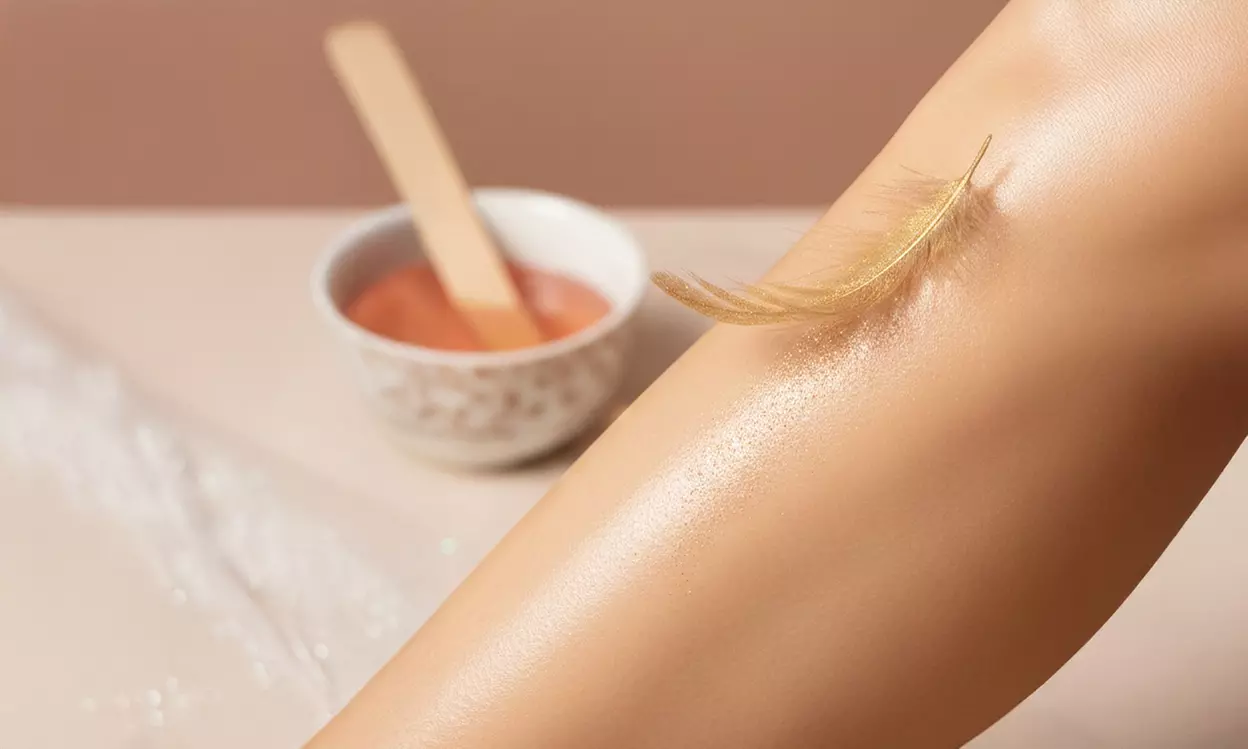 Ganzbein-Waxing mit optionalem Brazilian Intim-Waxing für 1 Person