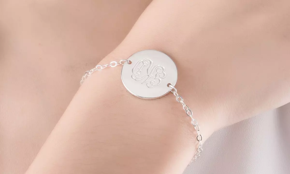 Armband mit Namen oder Initialen