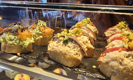 Magische Weinreise durch Spanien inkl. Tapas & Kaffee für 2 Personen - Carmen & Rosa